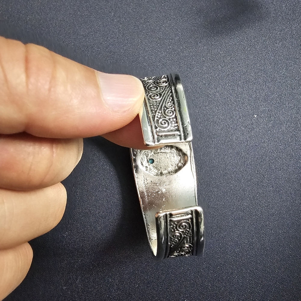 Brace - Picture 2 of 6